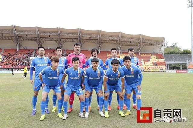 唐钱婷：未进行系统训练 全锦赛目标是完成比赛